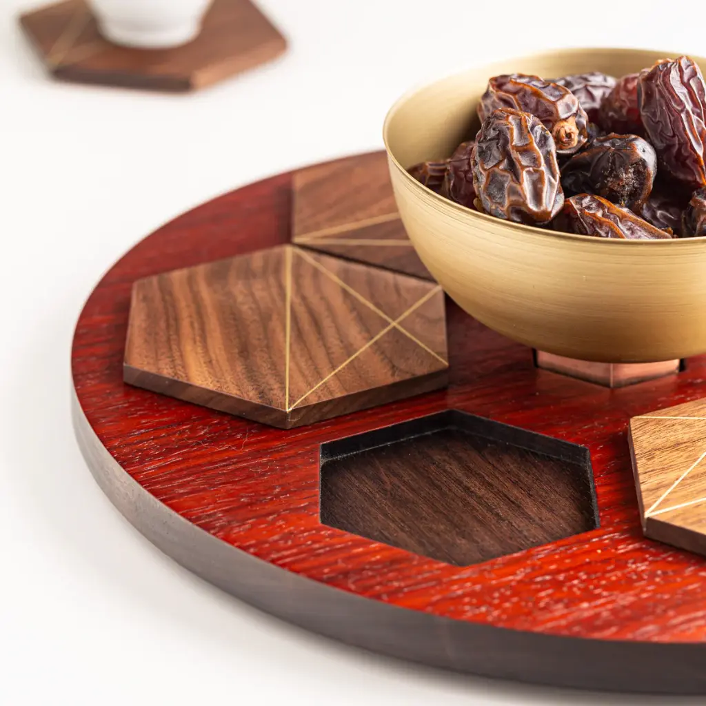 ENIGMATIC_TRAY_01.webp