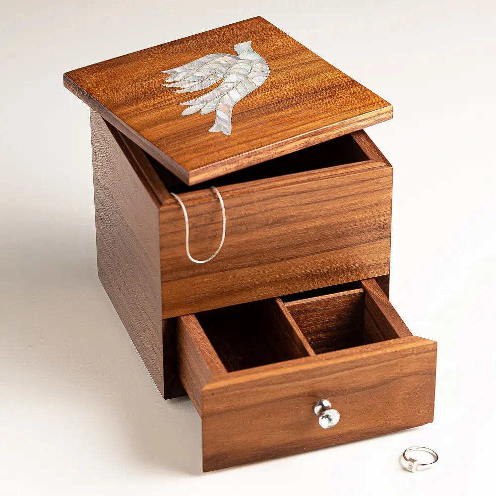 the pigeon box_2.webp