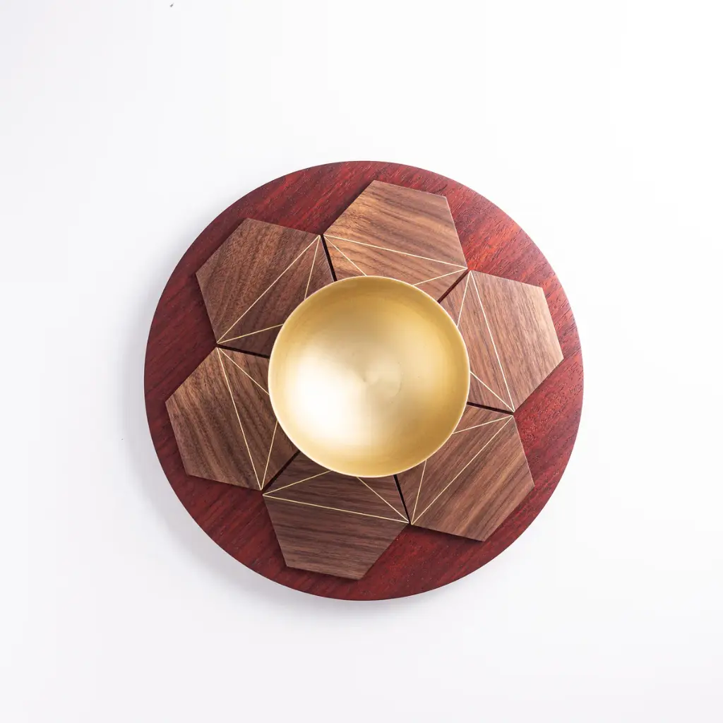 ENIGMATIC TRAY