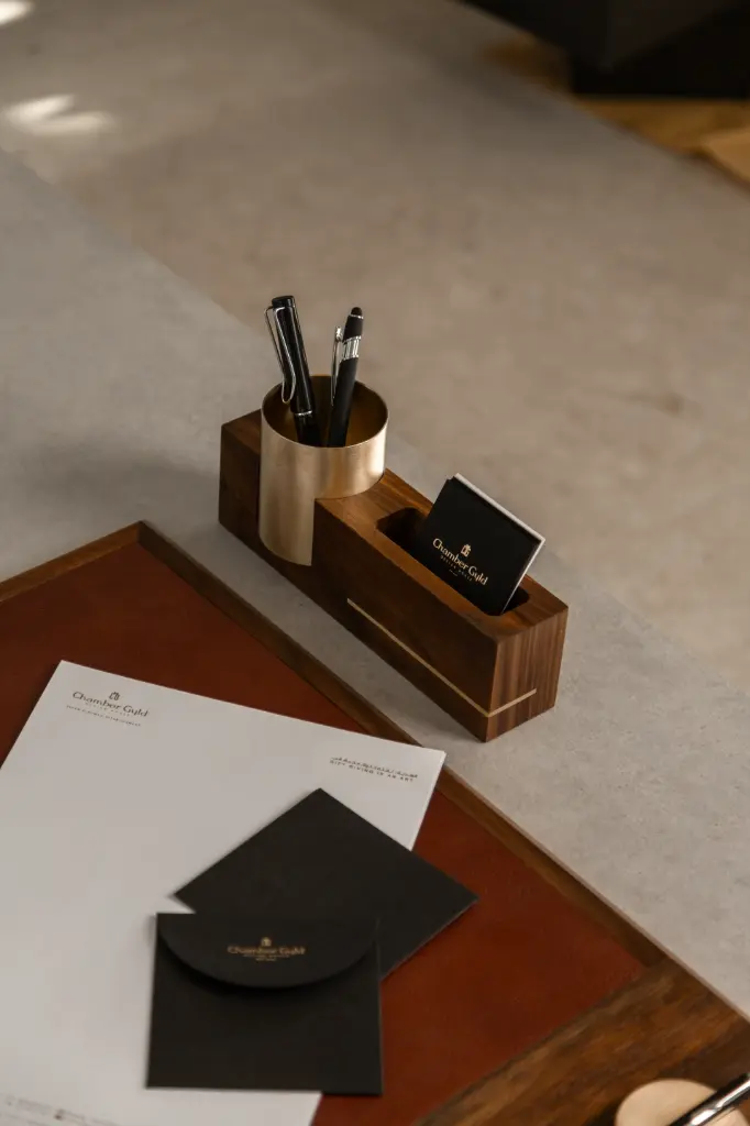 AUREA PEN HOLDER