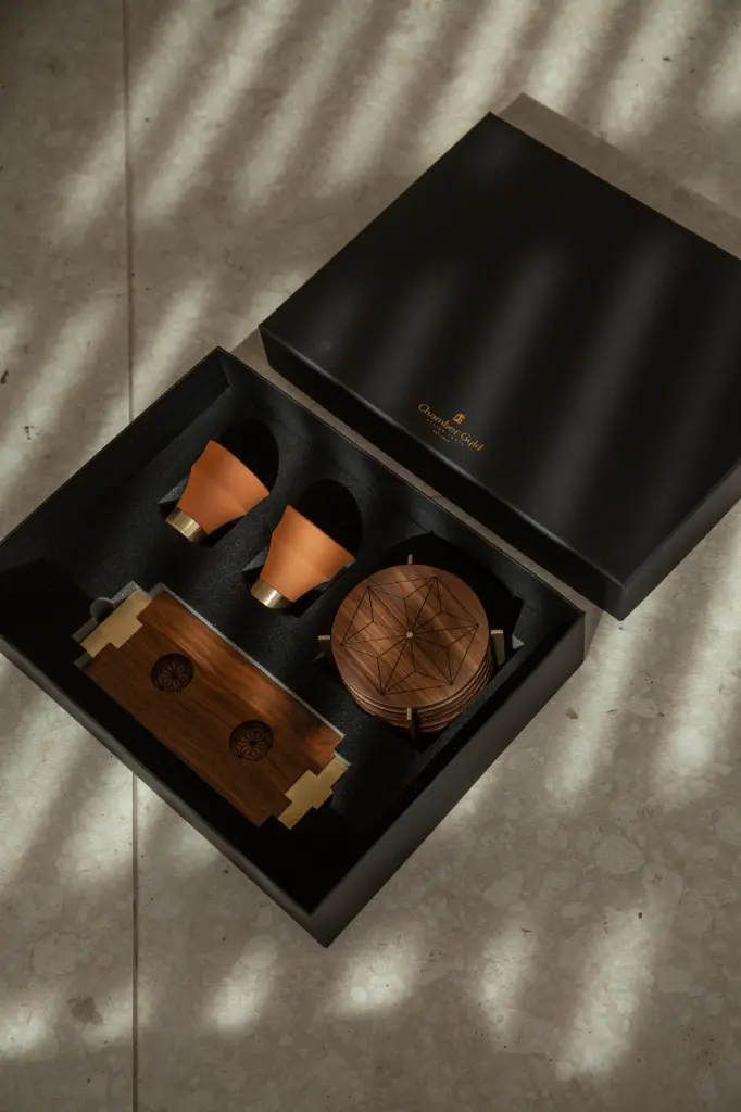 AUREA DUAL TRAY & AXIS COASTERS