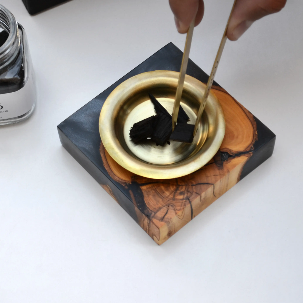 SQUARE MABKHARA (WOOD + RESIN)