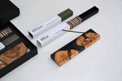 INCENSE STICKS HOLDER (OLIVE WOOD & RESIN)