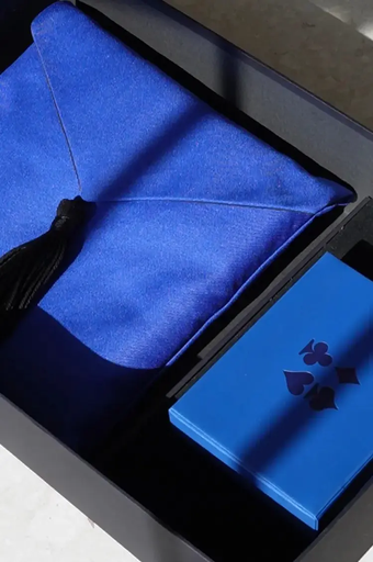 PLAYING CARD ACCESSORY SET